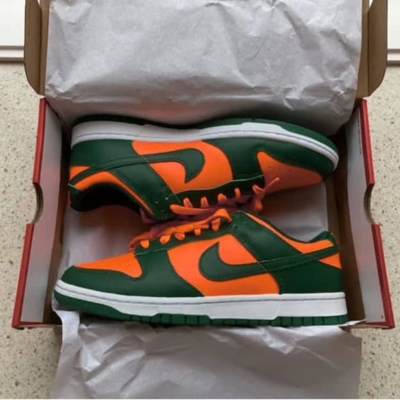 Nike Dunk Low Miami Hurricane - Picture 2 of 2